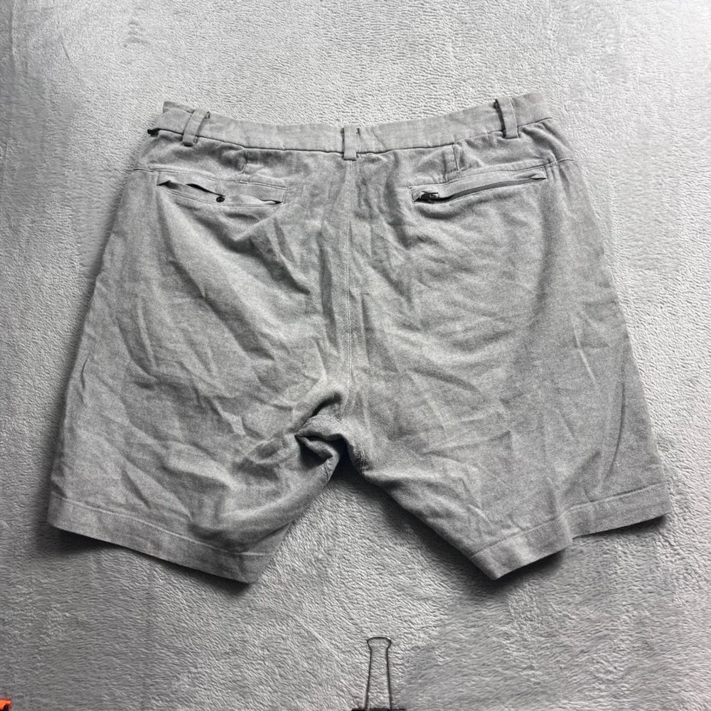 Lululemon Commission Short Classic 9 Warpstreme Grey Mens 34 LM7AFZS